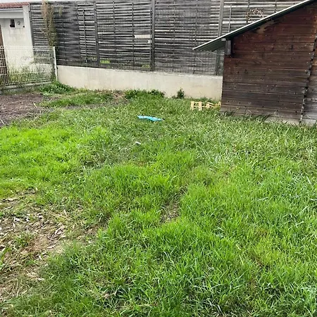 Maison Entiere Avec Jardin , Proche Bordeaux, Rocade Et Arkea Arena *