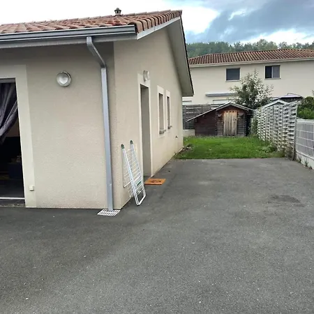 Maison Entiere Avec Jardin , Proche Bordeaux, Rocade Et Arkea Arena Bouliac